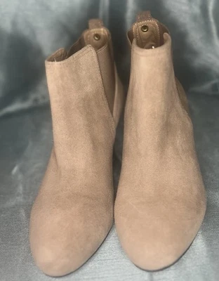 BCBGeneration Women's Huston Pointed Toe Boots Brown, Ankle Heel, Zip, Size 7 M - Image 1 of 4