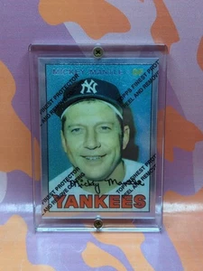 Mickey Mantle Topps 1956 #150 - HOF - Card #17 - 1996 Topps Chrome Commemorative - Picture 1 of 2
