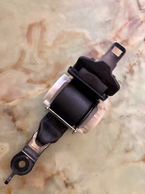 CINTURA DI SICUREZZA ANTERIORE DX FIAT CROMA 1.9cc 2007 - Immagine 1 di 4