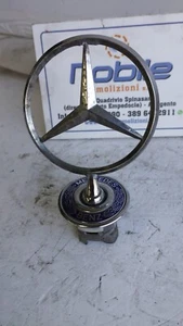 FREGIO SCRITTA STEMMA EMBLEMA LOGO COFANO ANTERIORE MERCEDES CLASSE E W124 84/95 - Imagen 1 de 6
