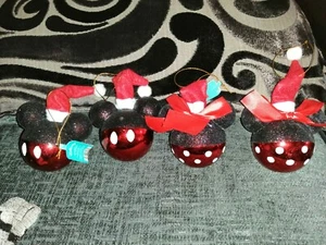Micky Maus und Minnie Maus Weihnachtskugeln x 4 - Bild 1 von 10
