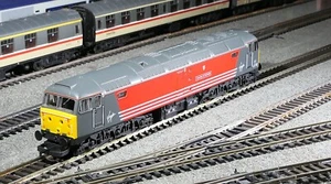 Lima 204636 Virgin Class 47 47702 in VT Red Livery, Excellent, Boxed - Picture 1 of 9