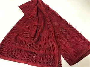 ★ WEINROTE TISCHDECKE HÄKELLOOK DUNKELROT SATINEINFASSUNG - NEU - 130 x 160 cm - Bild 1 von 3