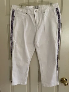 SEVEN 7 WHITE JEANS WITH EMBROIDERED SIDE STRIPES SIZE 12 - Picture 1 of 6