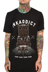 Camiseta para hombre Ink Addict Take Your Turn silla de tatuaje gótica punk rock urbana - Imagen 1 de 3