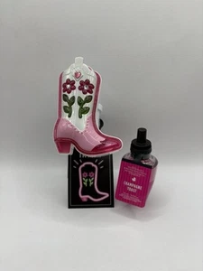 Bath & body Works cowboy boot wallflower W/ Champagne Toast Bulb - Picture 1 of 3