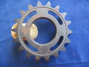 18T cog 1.370 x 24 for 1/8" chain Not used, some light storage rust Track Pista - Picture 1 of 6