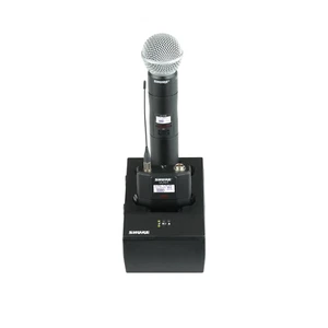 Shure 2-bay Charger SBC200 + QLXD2 handheld + QLXD1 Bodypack + 2x SB900A Battery - Photo 1/4