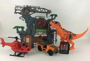 Dino Valley Mega Dino Gate Playset Dinosaur Helicopter Vehicle 2016 Chap Mei Toy - Picture 1 of 9