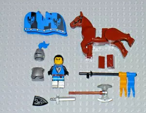 LEGO Castle Black Falcon Knight minifigure sword horse Barding armor flag 10305 - Picture 1 of 1