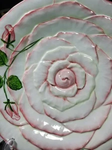 San Marco Porzellan Rosenblüten GROSSE Platte 13,5" rosa weiß geprägt Marke Rarität - Bild 1 von 3