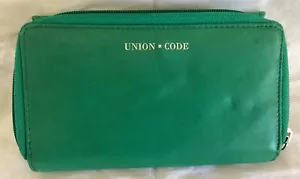 Billetera Union Code con cremallera de cuero verde tachonado - Imagen 1 de 4