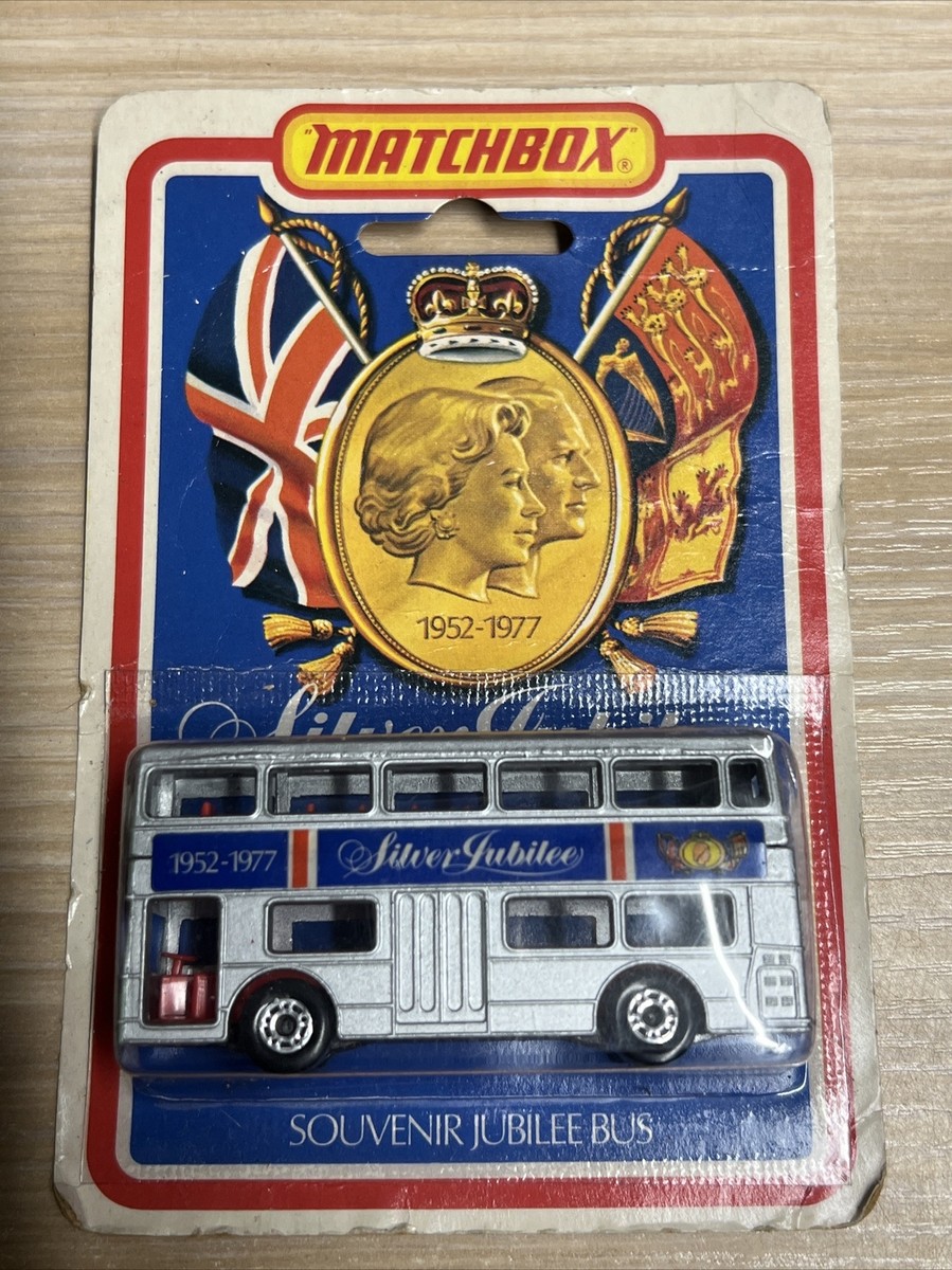 ロンドンバス　ＭＢ17 ”Silver Jubilee 1952-1977” Queen Elizabeth II Silver Jubilee 1952-1977 London News | eBay
