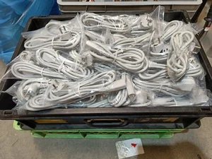 95 Stück Stromkabel 2M grau Kaltgerätekabel C13 Buchse - Bild 1 von 1