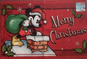 Disney Topolino Babbo Natale Tappeto Accento Camino Foglie di Agrifoglio Rosso 26,5" x 38" - Foto 1 di 2