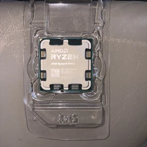 Procesor AMD Ryzen 9 7900x (5,6 GHz, 12 rdzeni, LGA 1718/Socket AM5) - Zdjęcie 1 z 7