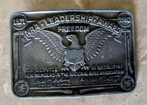 Vtg 1983 NRA Leadership Award Pewter Belt Buckle - FREE SHIPPING! - Picture 1 of 2