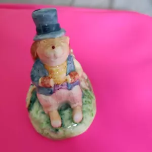 WEDGWOOD BONE CHINA ENGLAND OAKAPPLE WOOD JENNY PARTRIDGE FIGURE RAFFERTY. 9cm h - Picture 1 of 7
