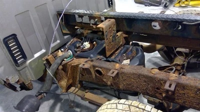 Tanque de combustible 6' 6" caja doble cabina compatible con camioneta Sierra 1500 01-03 3763110 Foto 1 de 4