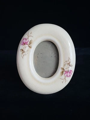 Vintage Oval Cream Color 1983 Pink Flowers For  1"×2" Photo Frame - Image 1 of 4