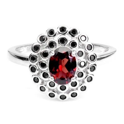 Anillo de plata de ley 925 ovalado granate Mozambique 7x5 mm espinela piedras preciosas tamaño 9,5 Foto 1 de 4
