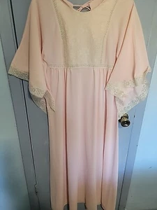  Gilead Nightgown Caftan Pink With Lace Floor Length Sz Medium Nylon Batwing  - Picture 1 of 11