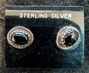 Vintage Native American Navajo Sterling Silver Black Onyx Stud/Post Ear. 1/4" - Picture 1 of 3