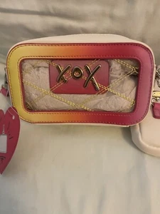 BETSEY JOHNSON Young Girls Phone Case & Organizer - Picture 1 of 5