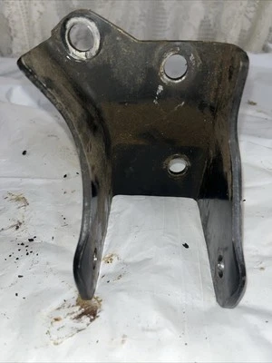 2000-2005 Mitsubishi Eclipse rear transmission bracket engine mount manual V6 X3 - Image 1 of 4