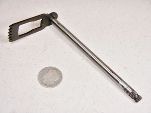 85-88 SUZUKI QUADSPORT LT230S SHIFT SHIFTER SHAFT SPINDLE - Picture 1 of 8