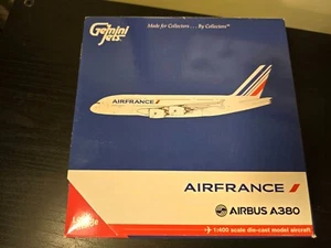 GeminiJets Air France A380-800 Reg# F-HPJD, 1:400 (damaged winglets) - Picture 1 of 10