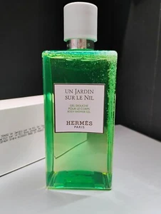 Un Jardin Sur le Nil HERMÈS Haar & Körper Duschgel | Neu im Karton 6,5 flüssige Unzen 200 ml - Bild 1 von 2