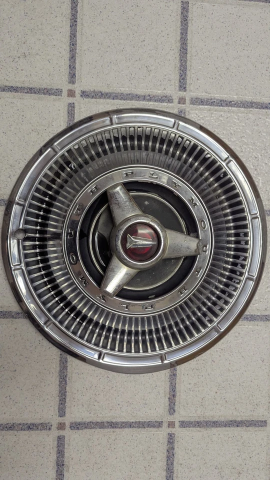 1 1966 66 Plymouth Belvedere Satellite Fury Spinner 14" cubierta de rueda carrocería Mopar B Foto 1 de 4