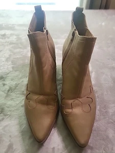 Indigo Rd Ankle Bootie Women's Size 11 Brown Side Zip Pointed Toe Western - Picture 1 of 7