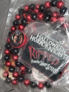 Halloween Horror Nights 2009 Limited Edition Of 4500 Chain - Chucky Saw Necklace - Picture 1 of 9