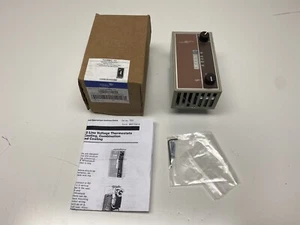 Johnson Controls T22BBC-1C Thermostat - Picture 1 of 6