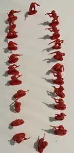 23 FRONTIER PIONEERS COWBOY E ALTRI GIOCATTOLI VINTAGE IN PLASTICA ROSSO - Foto 1 di 9