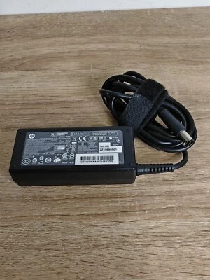 Original HP Compaq 18,5V 3,5A 65W Netzteil Ladegerät - 608425-003 - Bild 1 von 4