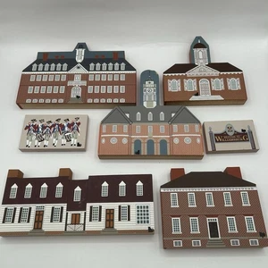 The Cats Meow Williamsburg Virginia Village 7pcs. Wooden Buildings 1993-96 - Picture 1 of 13