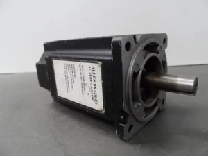 Allen Bradley MPL-A320H-HJ22AA Series A AC Servo Motor (24907) - Picture 1 of 9