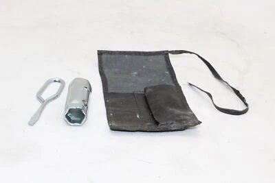 1998 Kinetic Magnum Stock Tools OEM Tools kit de bolsa de ferramentas fabricante de equipamento original - Imagem 1 de 4