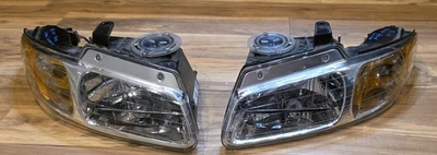 Fit 1996-2000 Dodge Voyager Caravan Chrysler Town Country Headlights Lamps 96-00 - Image 1 of 4
