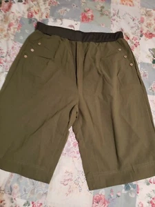 Neu Pantalon grüne Damenshorts mit Taschen Größe XXL UVP $ 39 - Bild 1 von 6