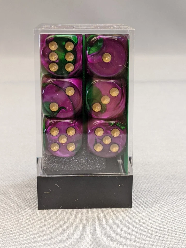 Chessex 26634 Gemini 16mm D6 Green-purple/gold Dice Block