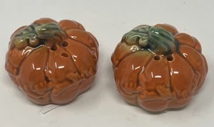 Pumpkin Salt and Pepper Shakers - Picture 1 of 3