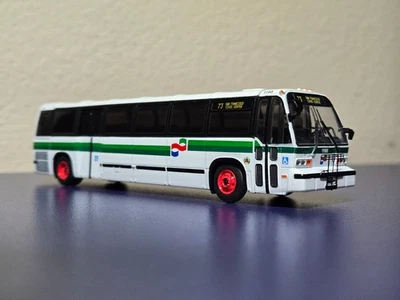 1/87 HO Scale Iconic Replicas Bus: TMC RTS, San Francisco Golden Gate, 87-0317 - Image 1 of 4
