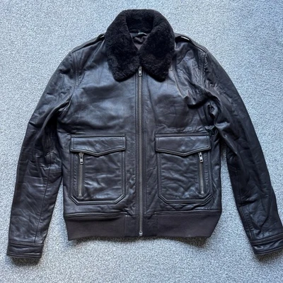 Chaqueta de bombardero The Kooples talla grande para hombre marrón piel de cordero cuello de piel desmontable Foto 1 de 4