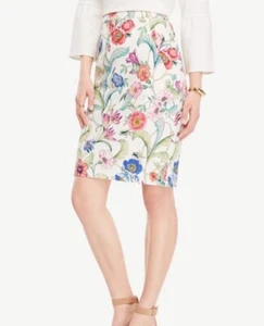 Falda Lápiz Texturizada Estampado Floral Selva Ann Taylor Petites Talla 6P Multicolor - Imagen 1 de 7