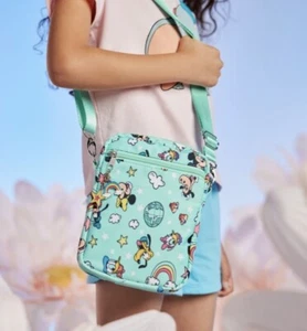 NWOT Mickey Mouse and friends Disneyland cross body bag - Picture 1 of 4