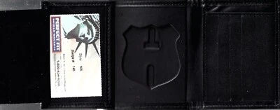 Perfect Fit Recessed Badge Wallet w/CC Slots, Single ID Window 105 badge cut 145 - Image 1 of 4